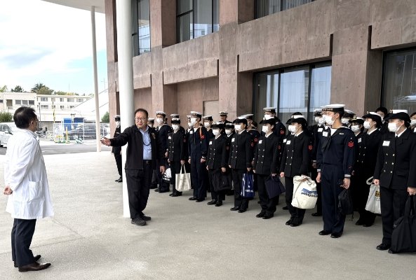 自衛隊横須賀病院の各種衛生課程の学生さんが資料館を見学に来校されました