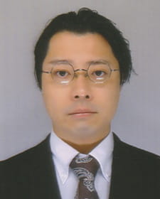 有輪 政尊